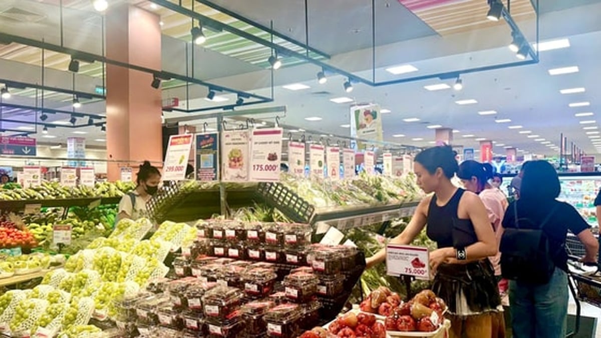 AEON Supermarket in the North is ready with goods to respond to storm Wipha