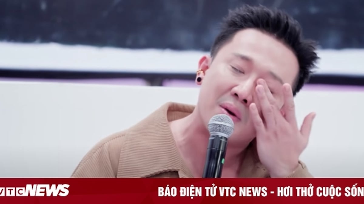 Das Publikum ist müde, als Tran Thanh bei der Show „Em xinh say hi“ immer wieder weint.
