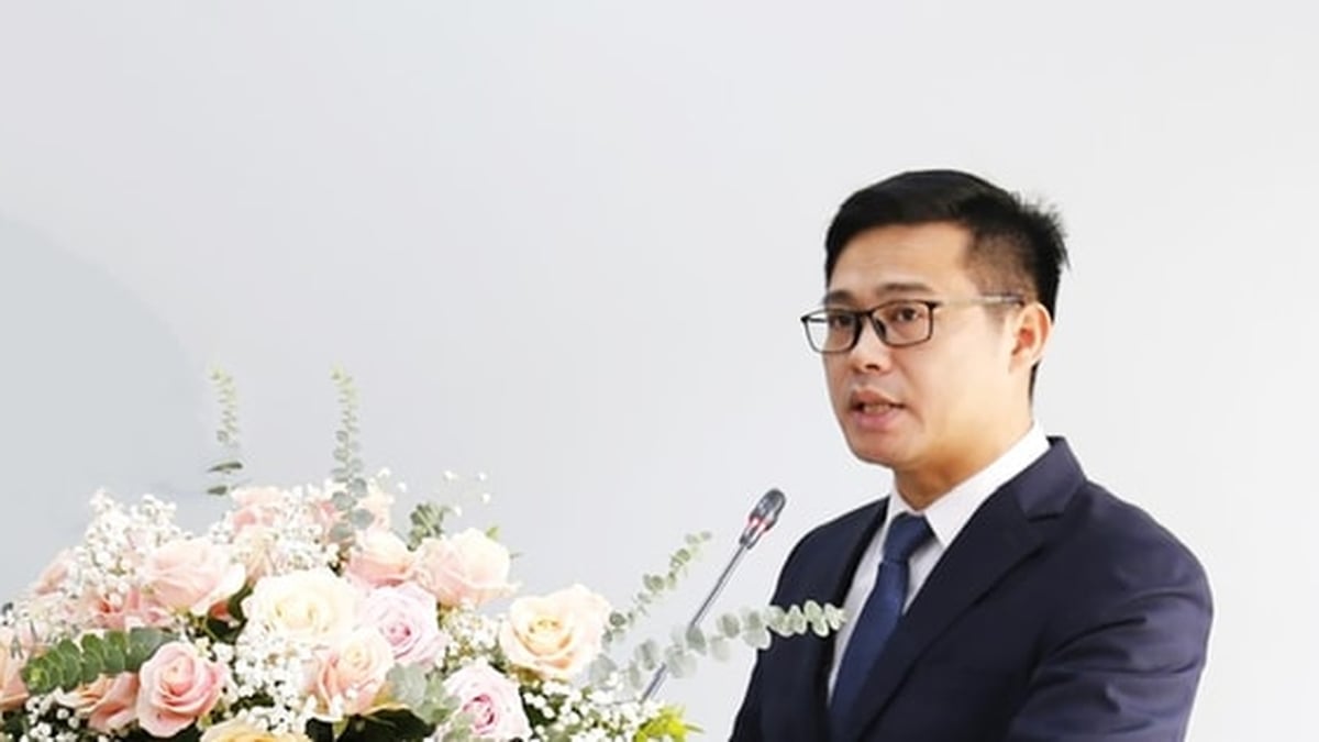 Pham Duc Anh 박사 - 베트남 국립대학교 하노이 베트남학 및 개발과학 연구소 소장: