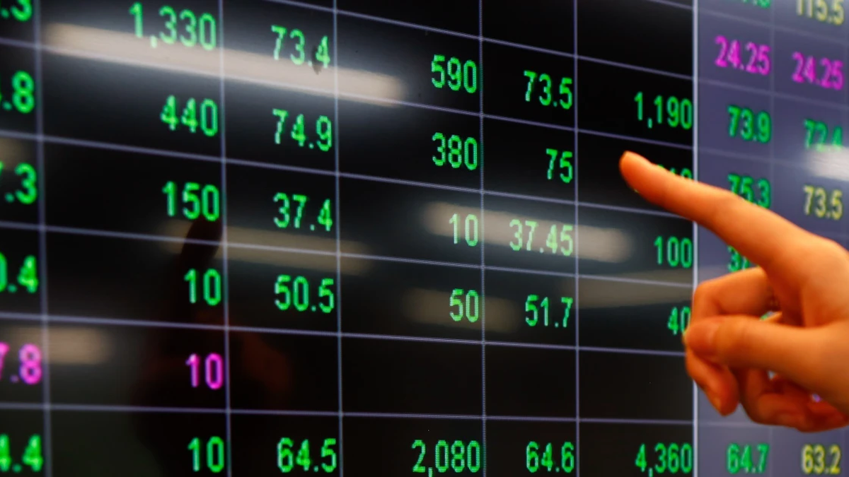 وزارة المالية تقترح فرض ضريبة 20% على أرباح تحويلات الأوراق المالية