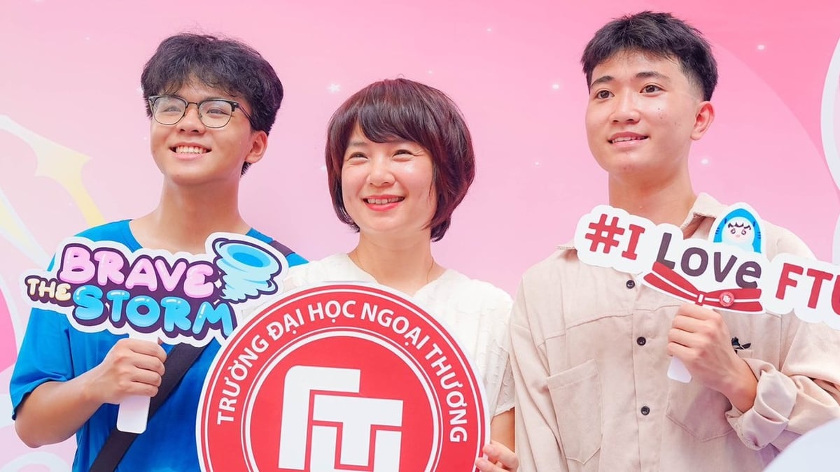คะแนนรวมสูงสุดของมหาวิทยาลัยการค้าต่างประเทศคือ 24