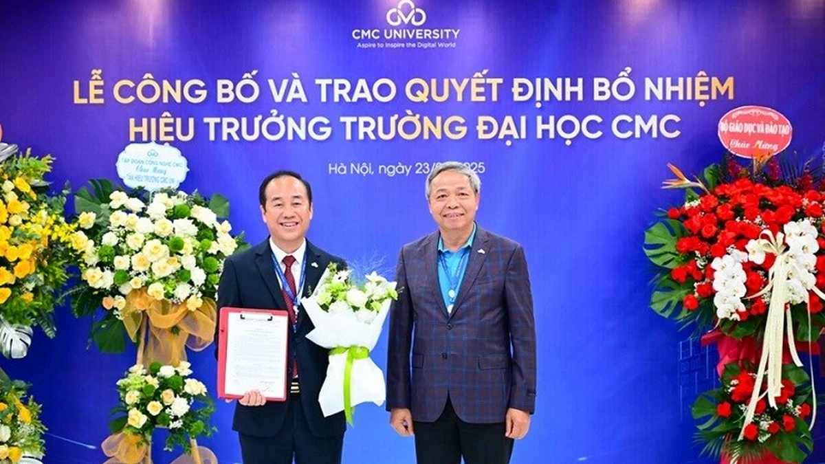 응우옌 탄 퉁 씨는 CMC 대학의 총장입니다.
