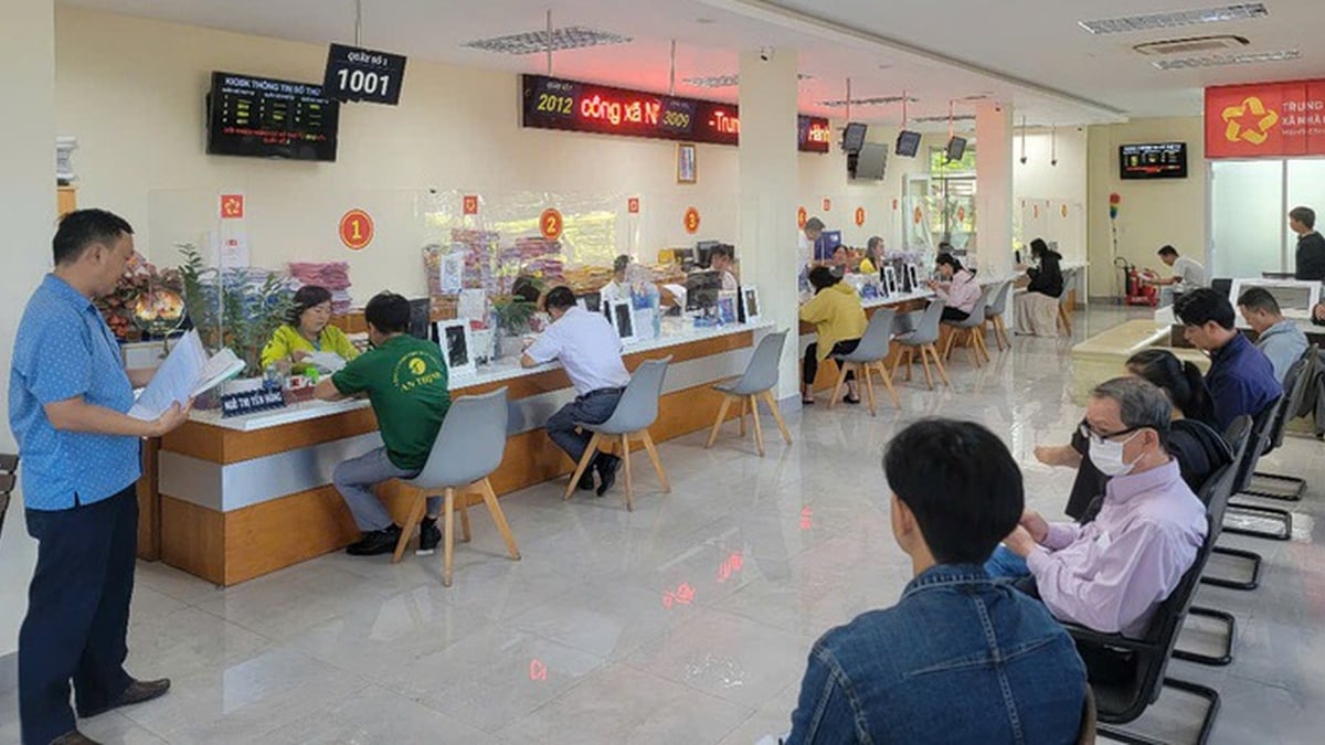 Urgently put Ho Chi Minh City Public Administration Center and 38 branches into operation from July 31