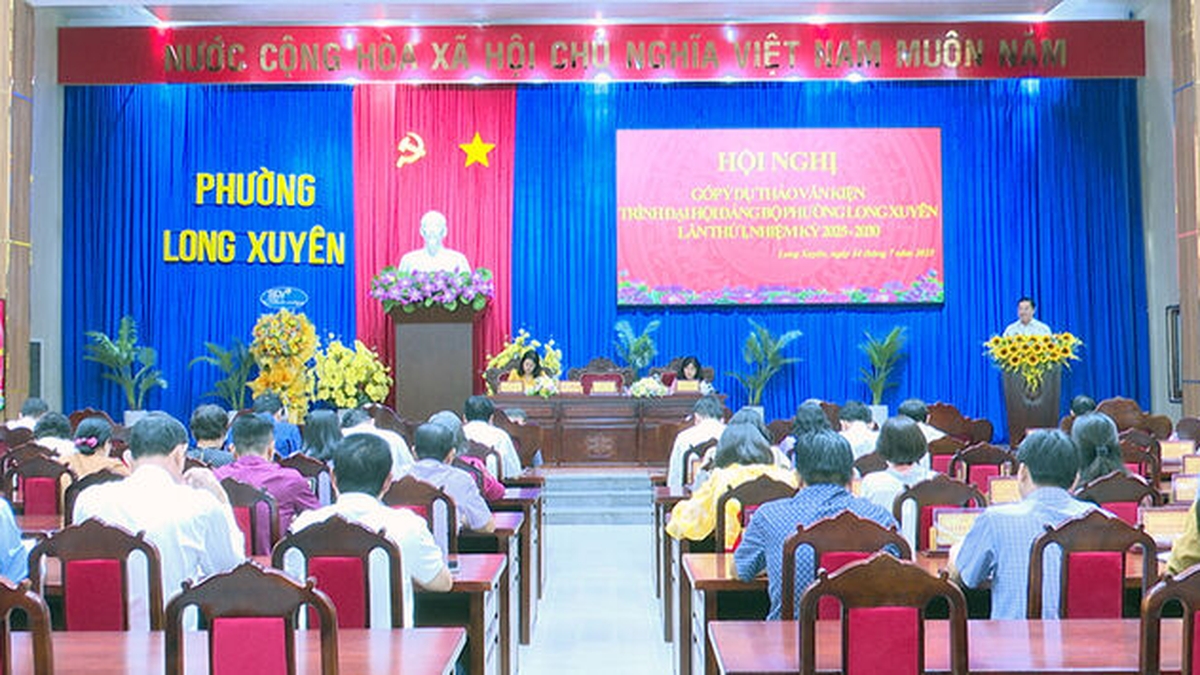 វួដ Long Xuyen ឃុំ Vinh Phong រួមវិភាគទានលើសេចក្តីព្រាងឯកសារដែលត្រូវដាក់ជូនមហាសន្និបាតលើកទី១ អាណត្តិ ២០២៥ - ២០៣០
