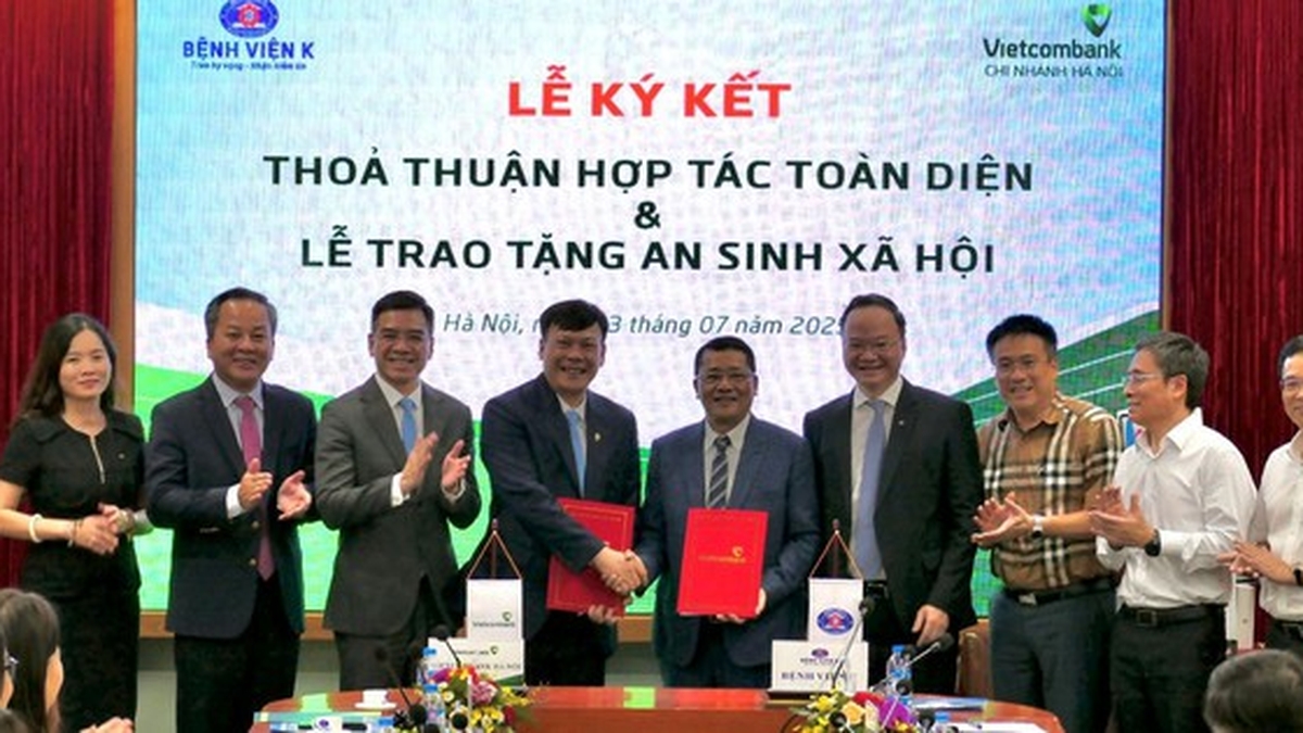 Vietcombank, K Hospital sign cooperation agreement to promote digital transformation in healthcare