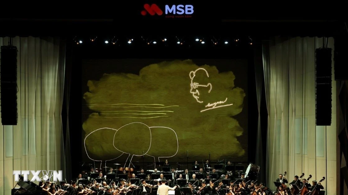 Special art program honoring the contributions of musician Hoang Van