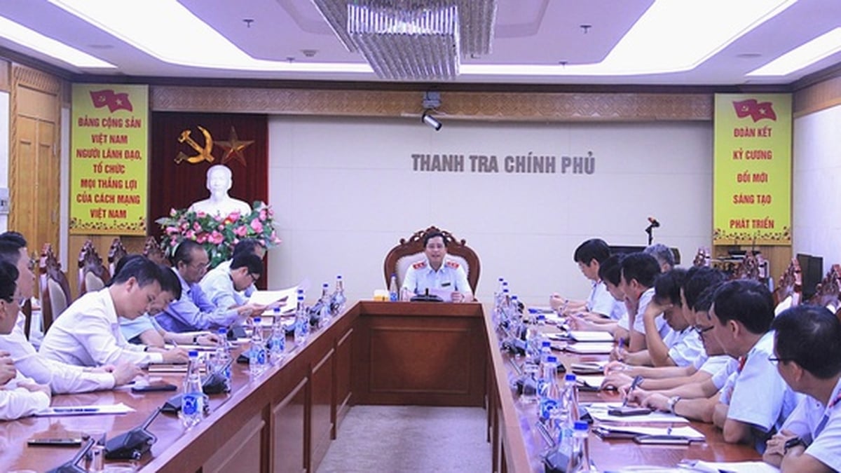 ตรวจสอบโครงการที่ยากลำบากและติดขัดที่กระทรวงเกษตรและสิ่งแวดล้อม จังหวัดลาวไกและไทยเหงียน