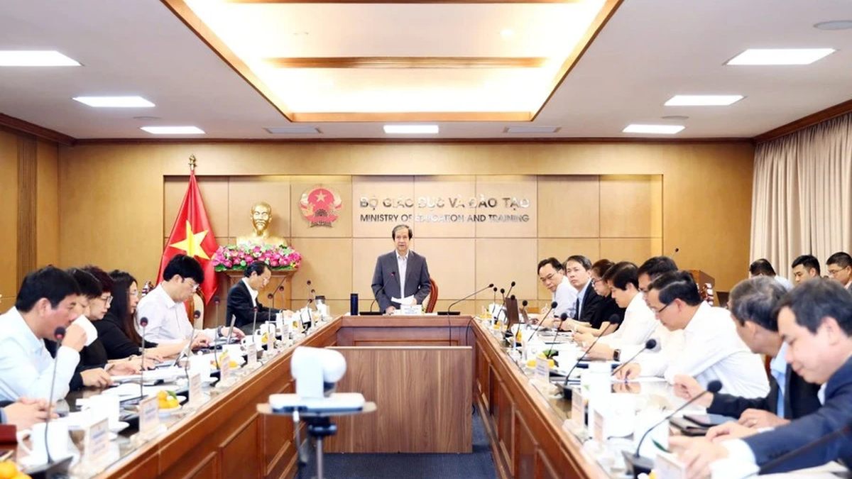 وزارة التربية والتعليم والتدريب تعزز اللجنة التوجيهية المعنية بالعلوم وتطوير التكنولوجيا والتحول الرقمي