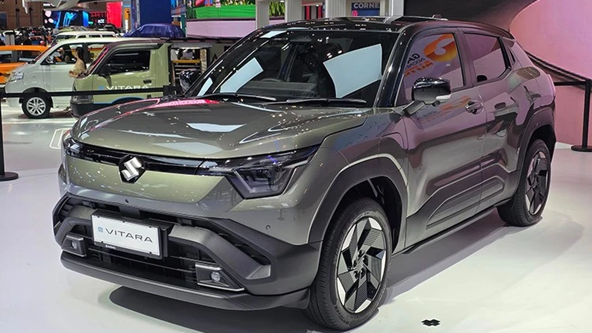 Suzuki e VITARA 2025 launched - Will electric SUV come to Vietnam?