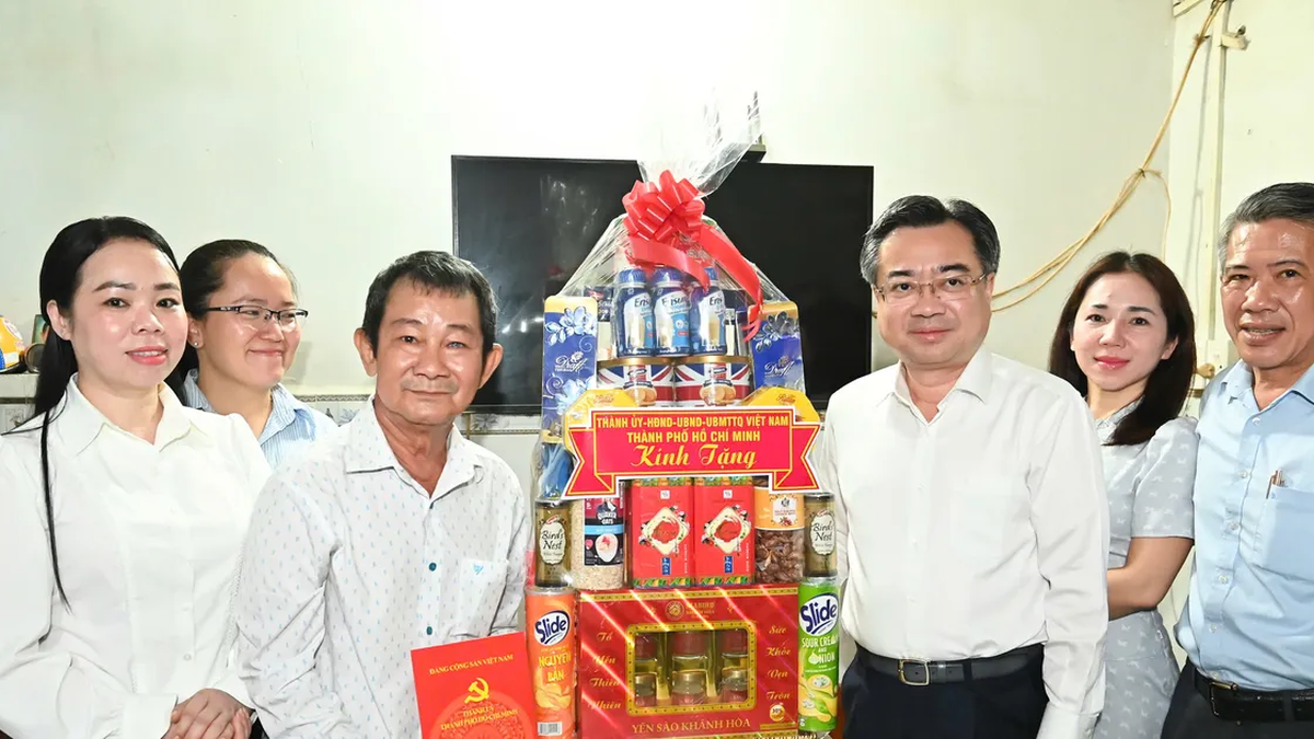 Comrade Nguyen Thanh Nghi: Ho Chi Minh City continues to strive to do well in the policy of gratitude.