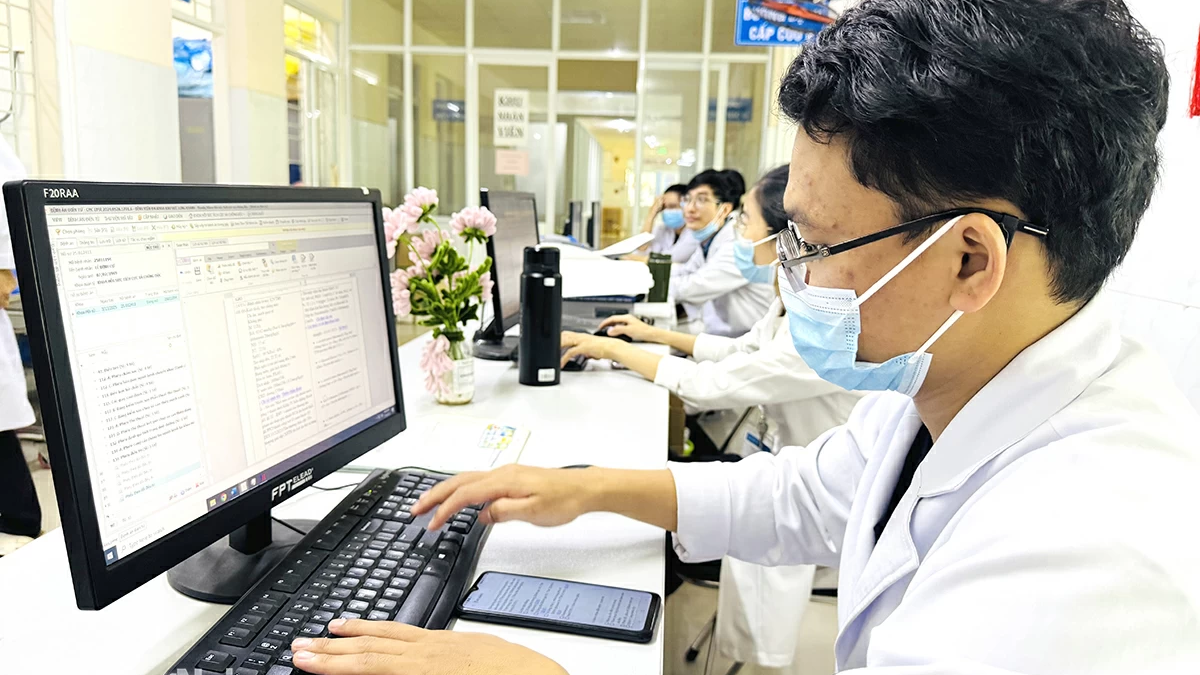 Acelerando la implementación de registros médicos electrónicos