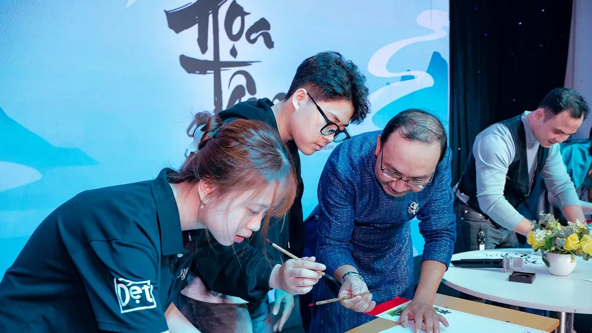 “마음을 그리다” - 영혼과 유산을 잇는 다리로서의 서예