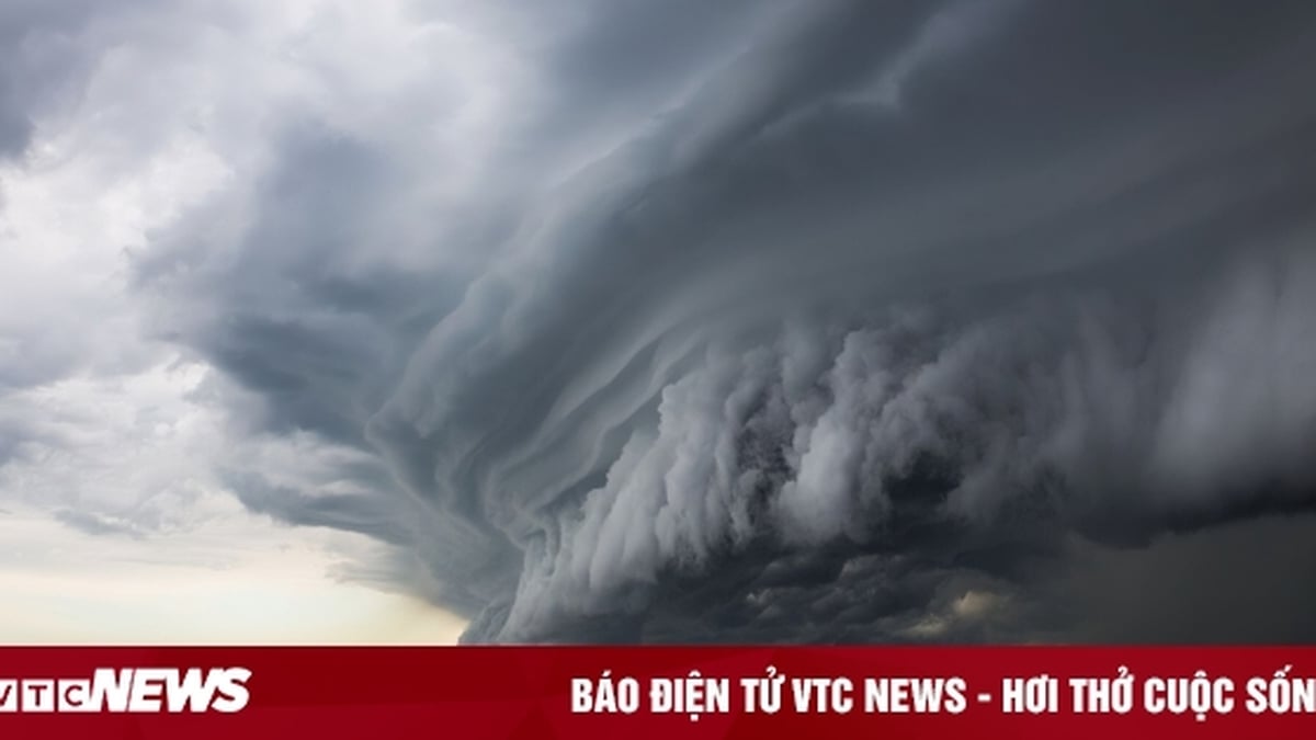 Technology 7/26: AI weather forecasting model challenges Microsoft, Google