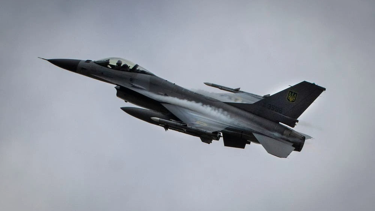 ¿Qué planea hacer Estados Unidos con Ucrania, si le proporciona ayuda con aviones F-16 desde el cementerio de aviones?