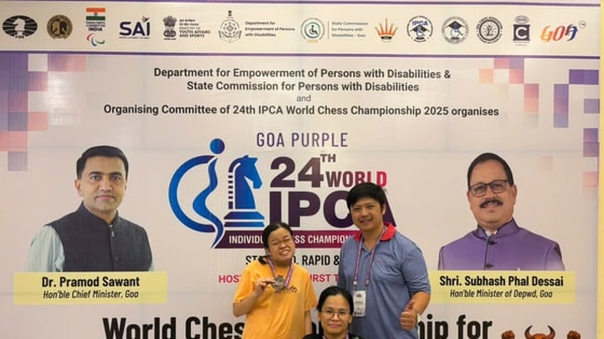Vietnam disabled chess team wins gold medal at world tournament