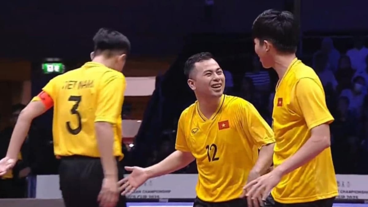 Vietnam Sepak Takraw won 2 silver medals at world championships after defeating Thailand
