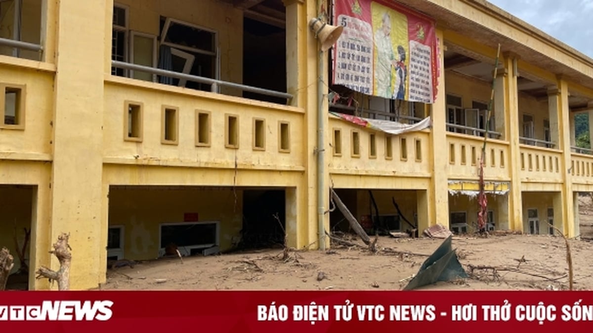 សាលា​ត្រូវ​កប់​ក្រោយ​ទឹក​ជំនន់ នាយក​សាលា​ញាក់​សាច់ ពេល​និយាយ​ពី​សិស្ស
