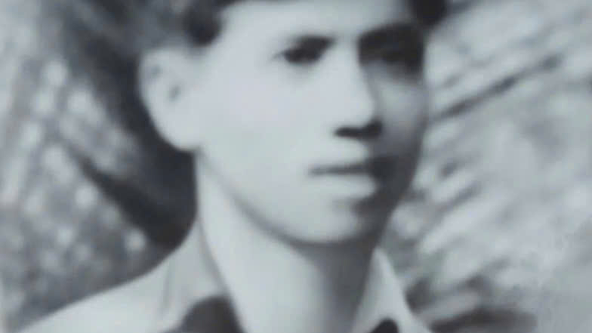 The heroic song of martyr Nguyen Xuan Thu at the age of 26