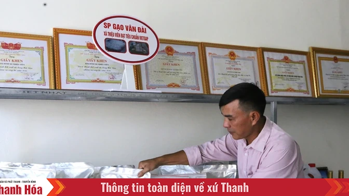 Developing OCOP products in cooperatives
