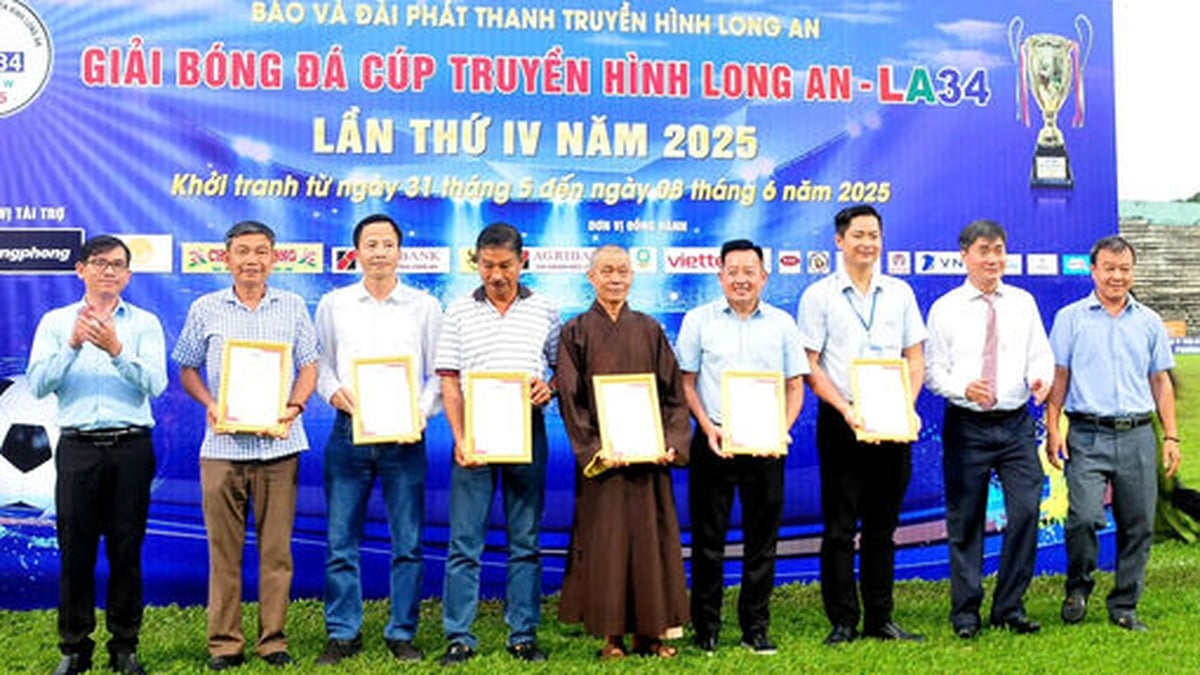 Dedicated to grassroots sports and volunteer work