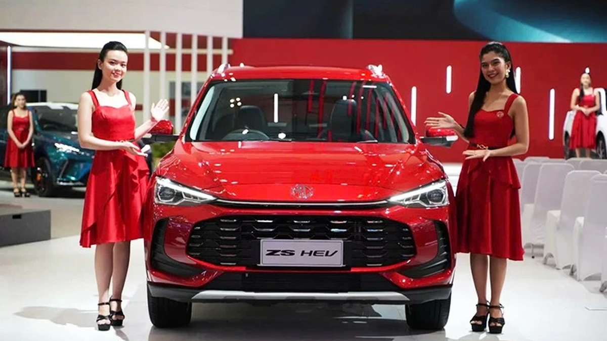Detalles del MG ZS 2025, un coche con un consumo de gasolina de 5,1 l/100 km, que llegará próximamente a Vietnam.