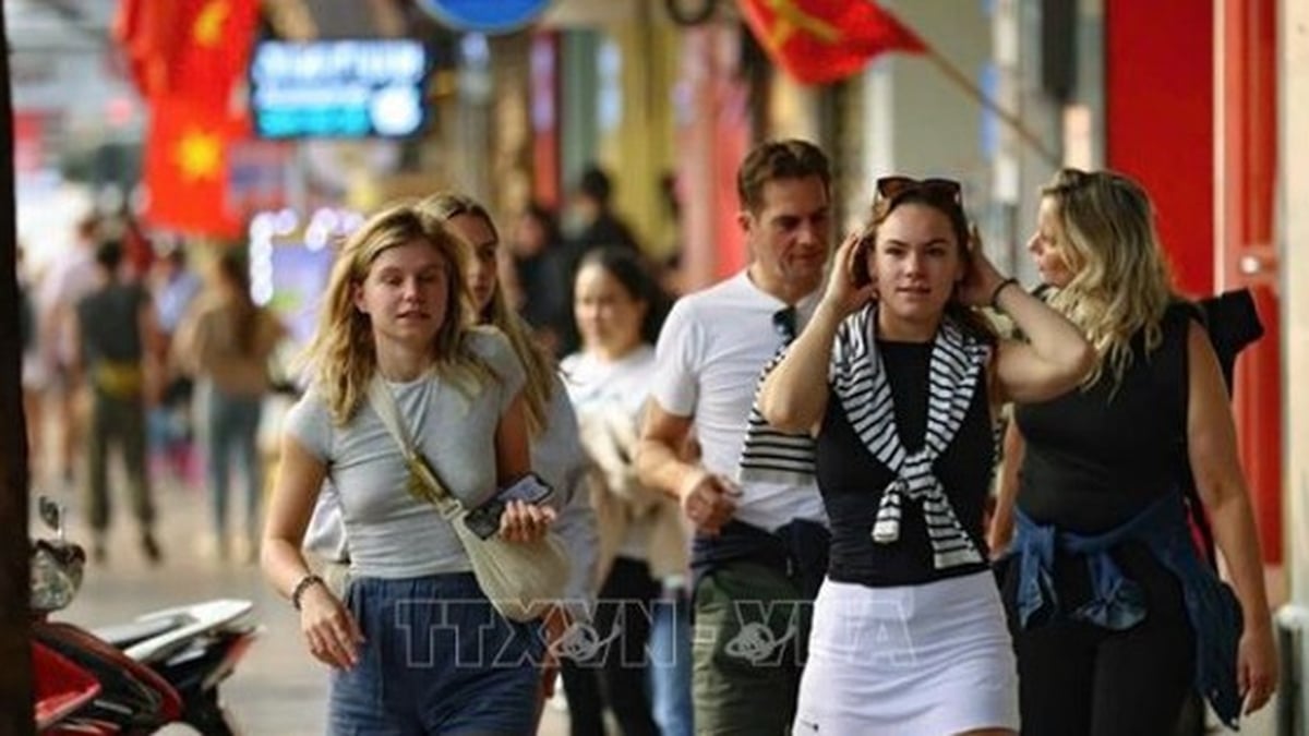 Hanoi acelera la recepción de visitantes internacionales