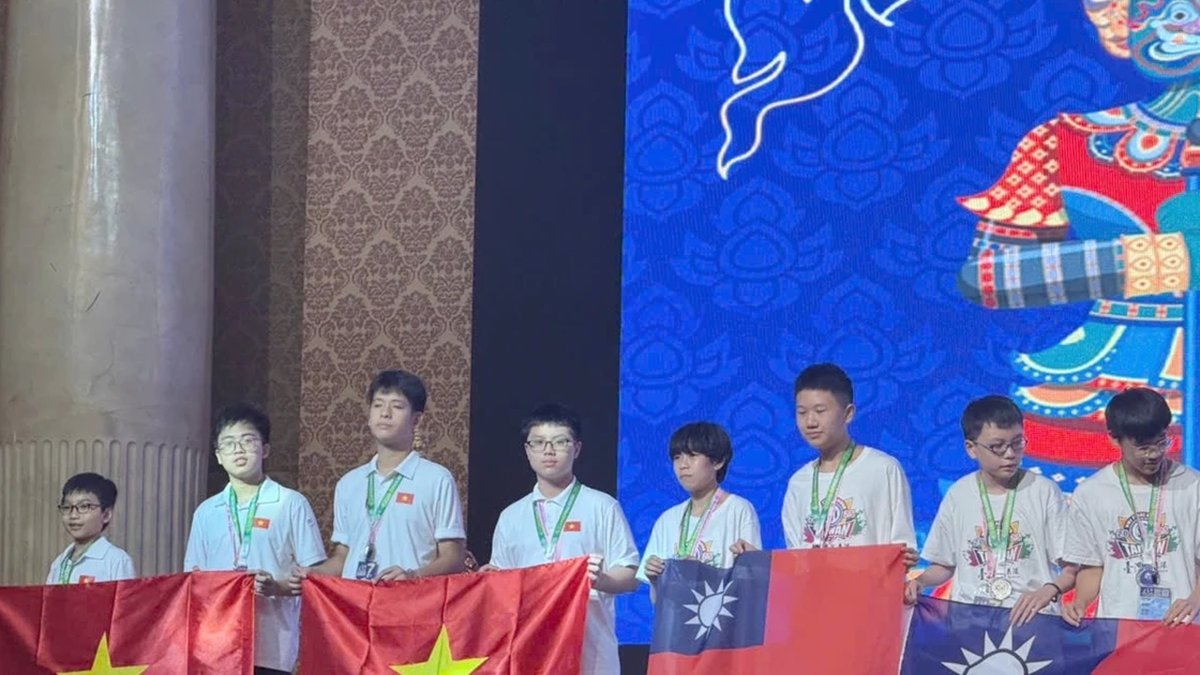 Dos estudiantes vietnamitas ganaron la Medalla Diamante Internacional de Matemáticas WMI 2025