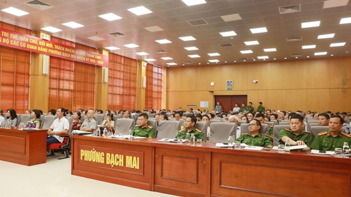 Bach Mai Ward established 222 models of inter-family fire prevention and fighting groups.