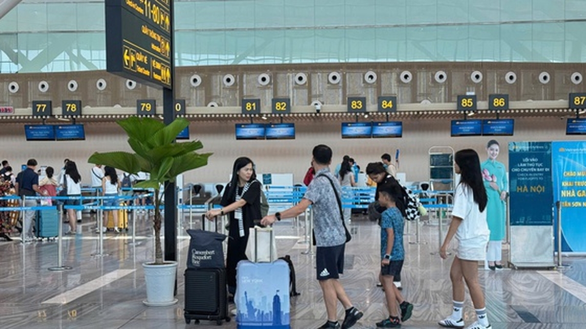 タンソンニャット空港とノイバイ空港は、乗客の体験を向上させるために改善が必要