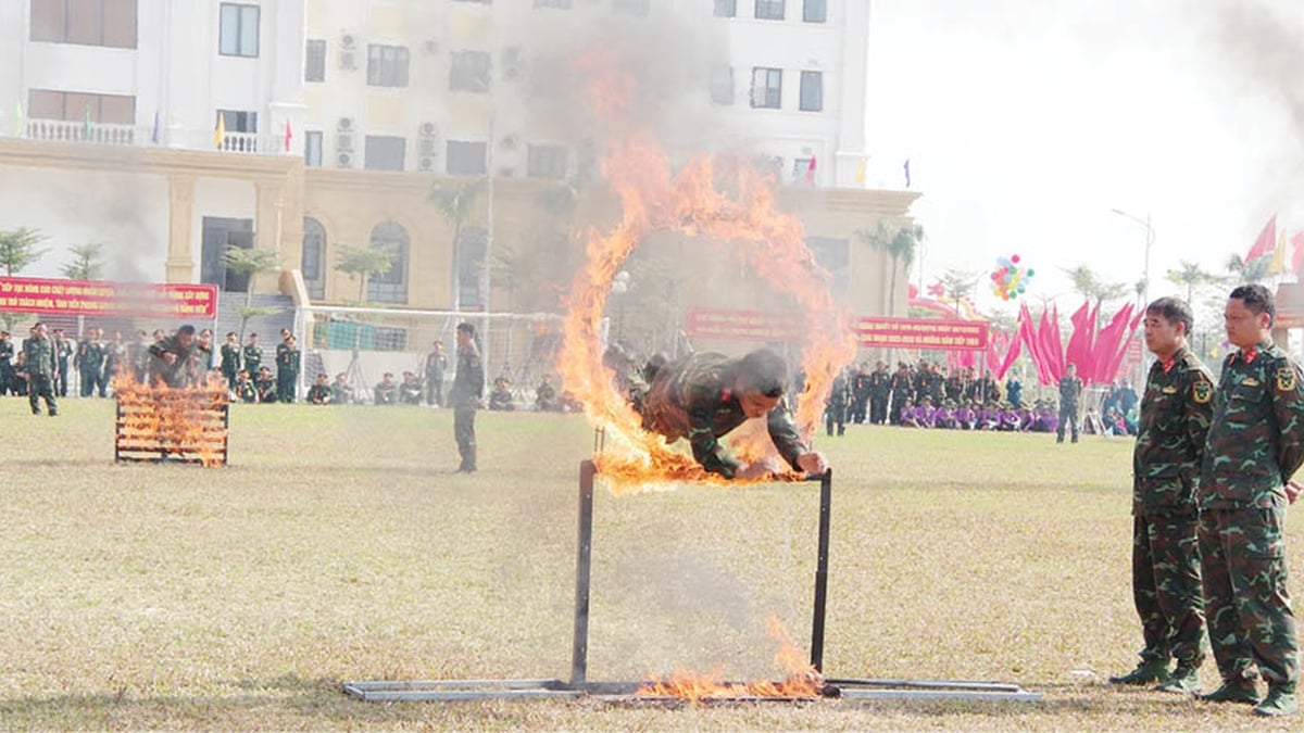 Promoting the core role of advising on building defense zones