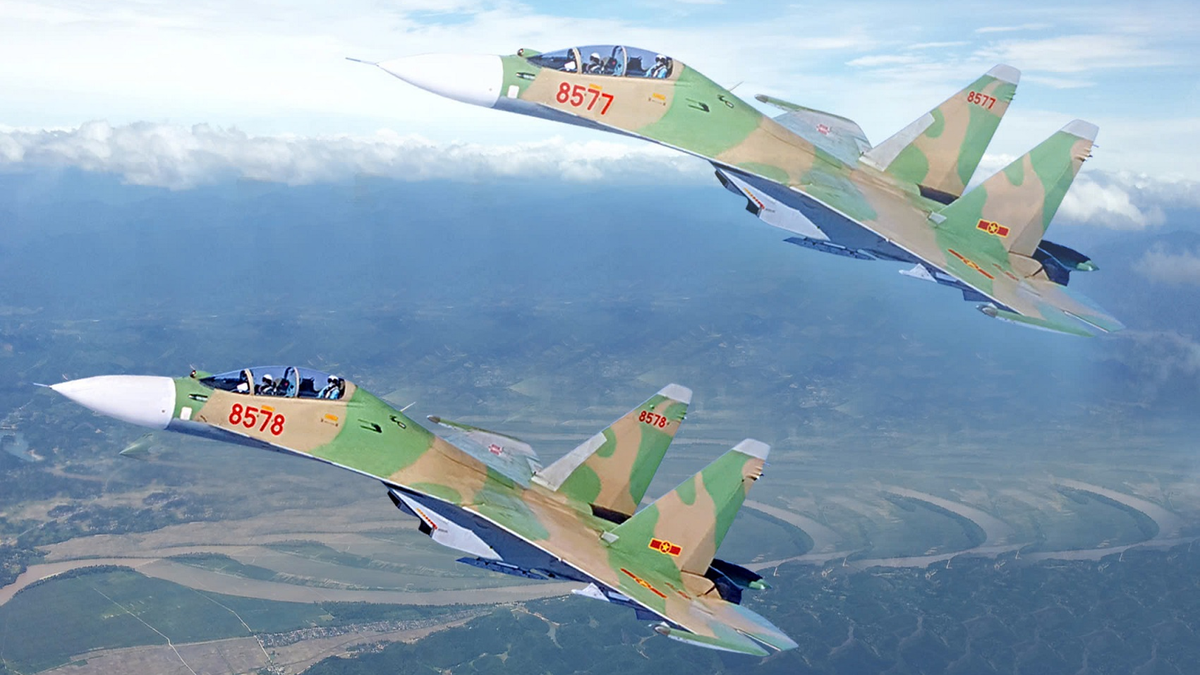 第923連隊、第371師団、防空軍 - 空軍：英雄的なイェン・テ空軍の伝統を継承
