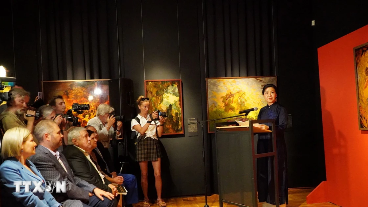 ロシア連邦最大のベトナム漆絵展