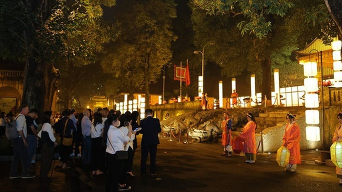 Hanoi: El turismo nocturno contribuye a estimular el crecimiento de las llegadas de turistas