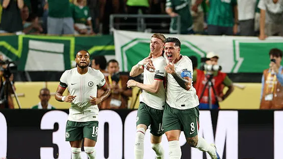 بث مباشر لنصف نهائي كأس العالم للأندية FIFA تشيلسي ضد فلومينينسي الساعة 2:00 صباحًا 9 يوليو: مواصلة الحلم