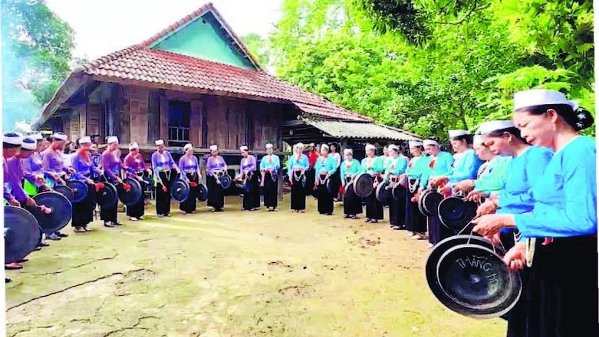 ថែរក្សាសម្បត្តិបេតិកភណ្ឌវប្បធម៌ Muong