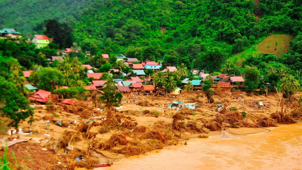 Tears by the Nam Non River
