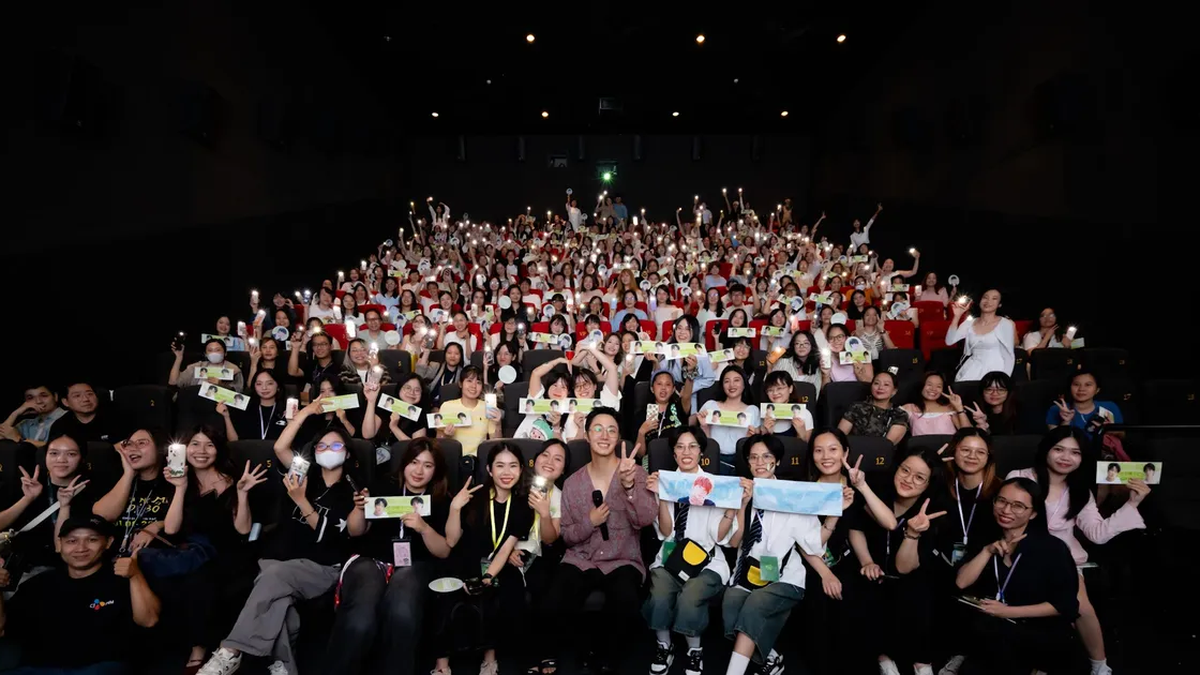 The movie "Take Me Away" is a box office hit, earning 26 billion VND after more than 2 days