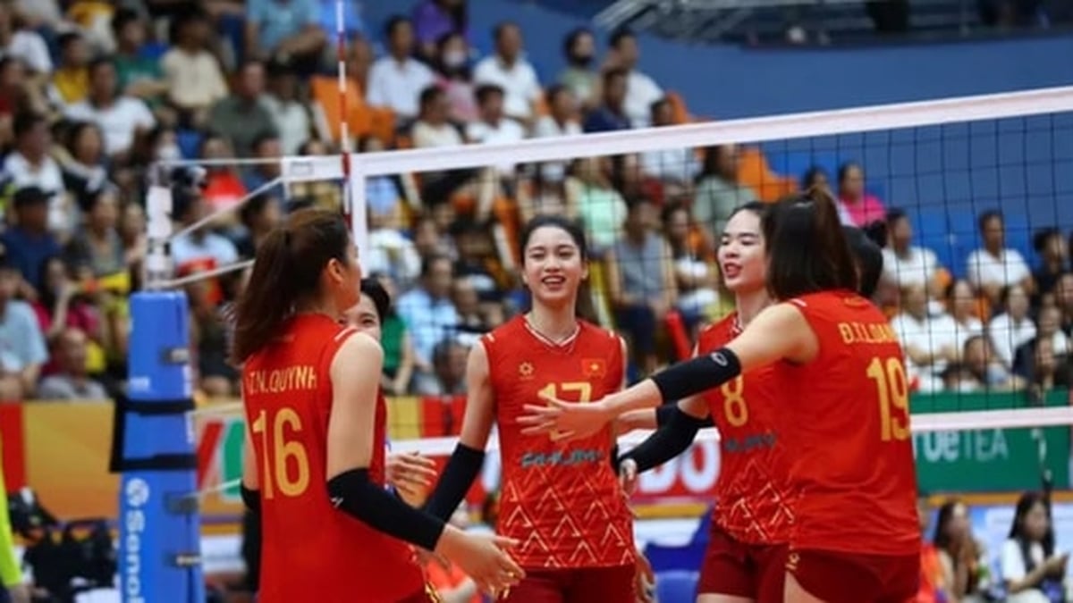 ทีมหญิงเวียดนามเริ่มต้นรอบแรกของ SEA V.League 2025 ได้อย่างราบรื่น