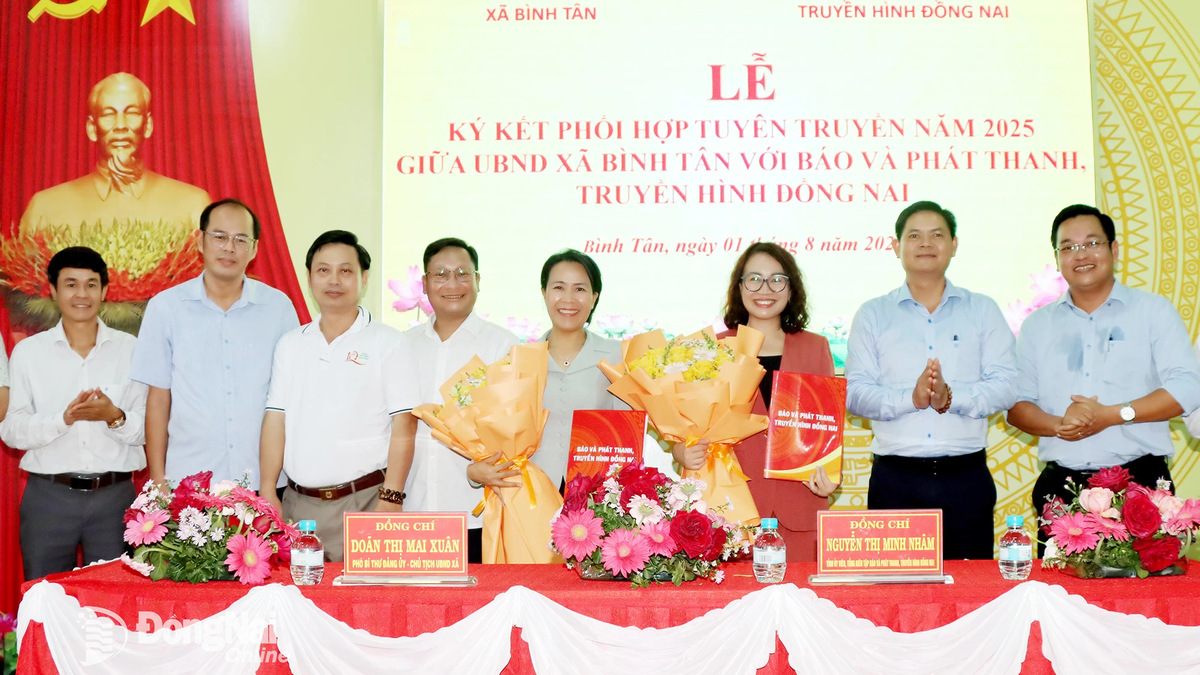 หนังสือพิมพ์ วิทยุและโทรทัศน์จังหวัดด่งนาย และคณะกรรมการประชาชนตำบลบิ่ญเติน ลงนามข้อตกลงความร่วมมือด้านการโฆษณาชวนเชื่อในปี 2568