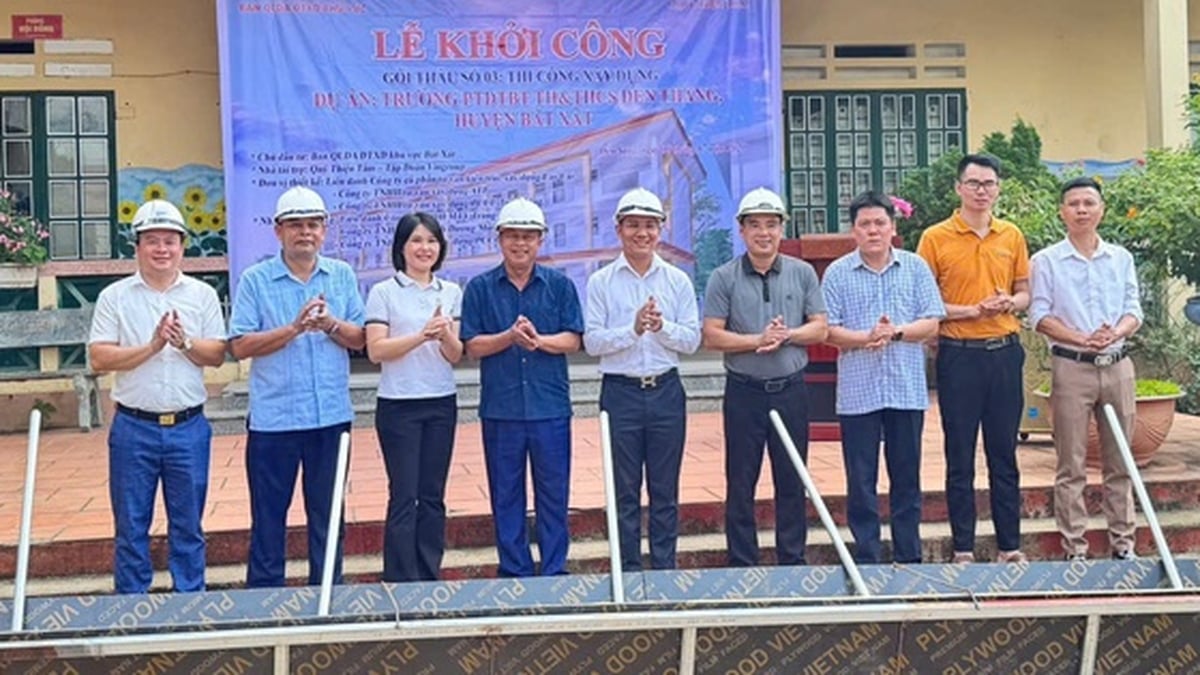 Groundbreaking ceremony for boarding house for students in the mountainous area of Den Sang commune, Lao Cai province