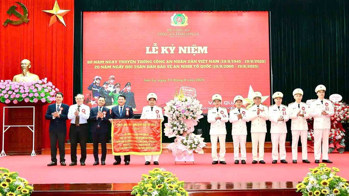 80th Anniversary of Vietnam People's Public Security Traditional Day