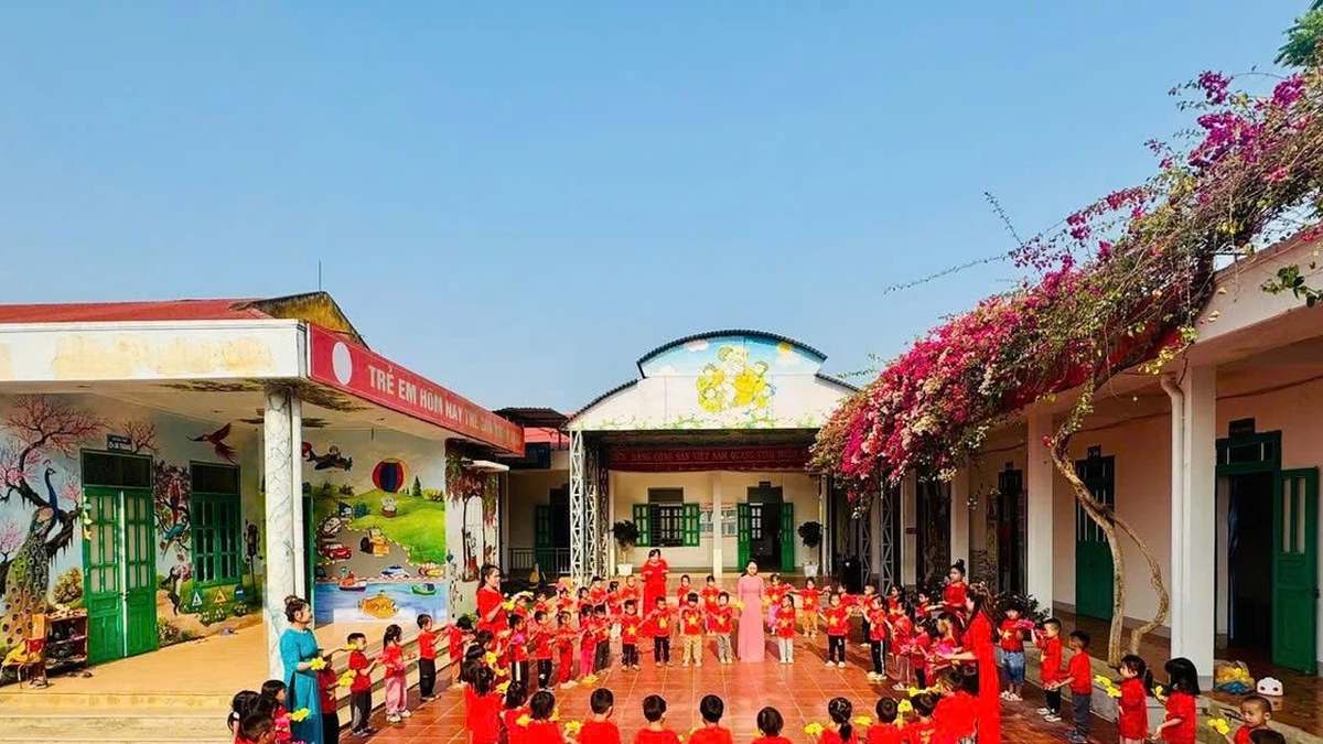 Considerar y establecer un consejo asesor de educación a nivel comunal y un grupo de funcionarios básicos de gestión de la educación.