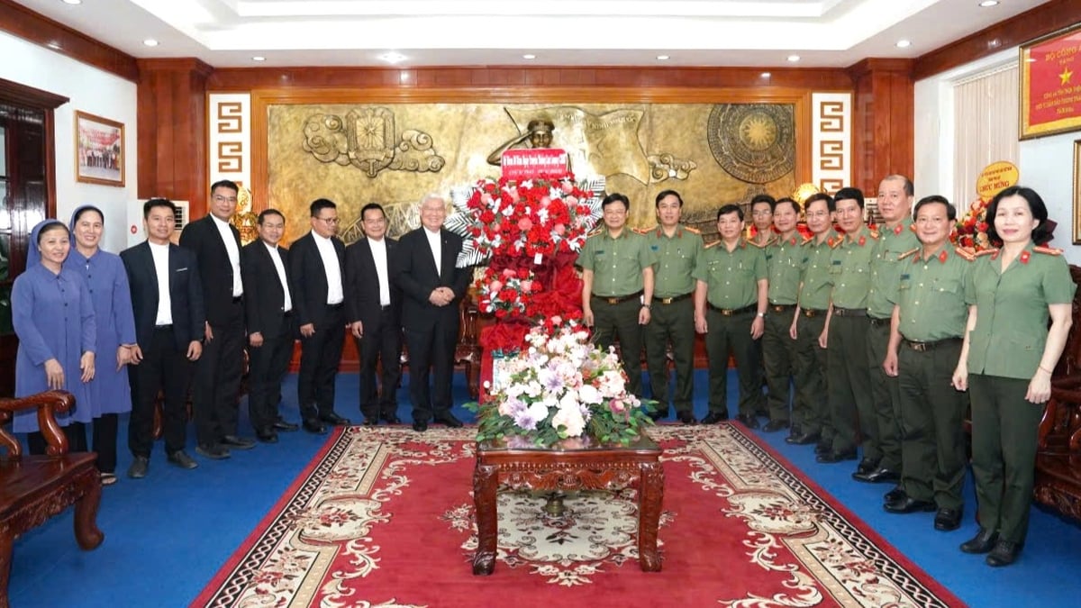 Strengthening solidarity between religions and the police force