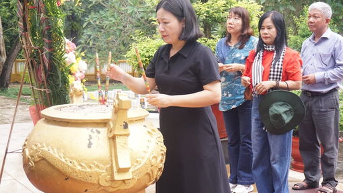 กรมวิทยาศาสตร์และเทคโนโลยี ร่วมรำลึกวีรชนผู้เสียสละ