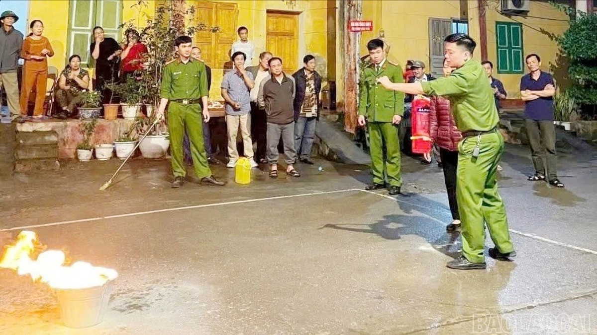 Lao Cai organisiert den Wettbewerb „Brandschutz und Brandbekämpfungssicherheit zwischen Familiengruppen“ für den Zeitraum 2025–2027
