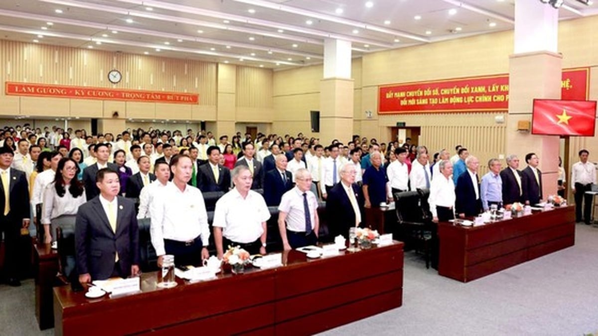 Vietnam Post begleitet das Land seit 80 Jahren