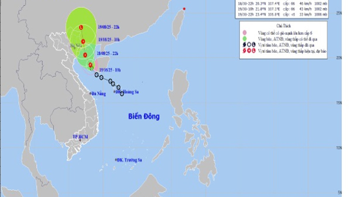 Urgent tropical depression news, Hai Phong has strong winds and heavy rain