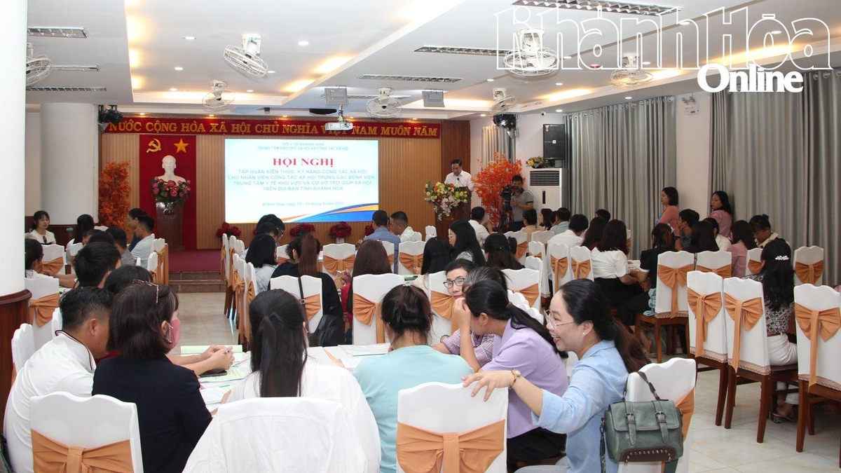 เสริมความรู้และทักษะการทำงานสังคมสงเคราะห์ให้กับบุคลากรทางการแพทย์เกือบ 100 คน