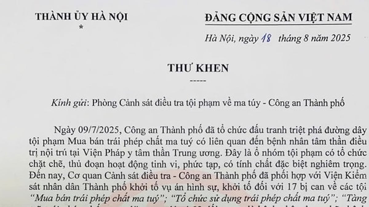 La secrétaire du Comité du Parti de la ville, Bui Thi Minh Hoai, a envoyé une lettre de félicitations au Département de police chargé des enquêtes sur les crimes liés à la drogue, de la police de la ville de Hanoi.