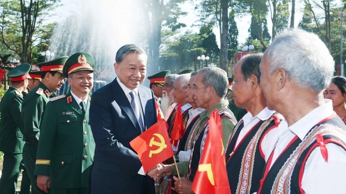 호치민의 민족 간 연대, 평등, 상호 발전에 대한 사상 - 현 시대 위대한 민족통일 블록을 구축하고 공고히 하기 위한 가치